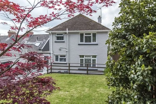 Mayfield House - 4 Bedroom House - Tenby - Dış Mekan