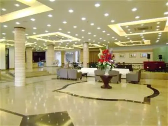 Mayflower Grande Hotel Phitsanulok - Lobi
