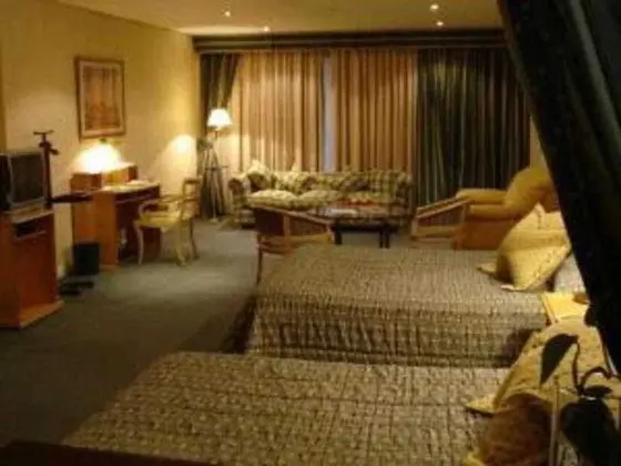 Mayflower Suites