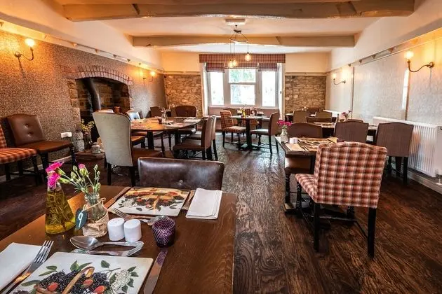 Maypole Inn - Yerinde Yemek