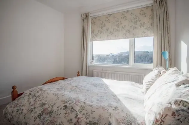 Maytree Cottage - 4 Bedroom Holiday Home - Tenby - Oda