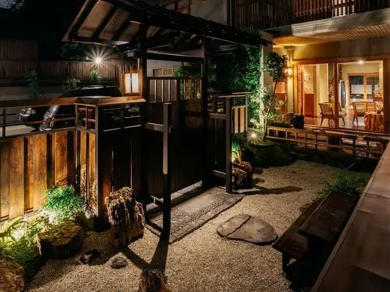 MAYU Bangkok Japanese Style Hotel - Dış Mekan