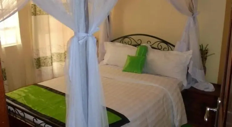Mayweather Suites