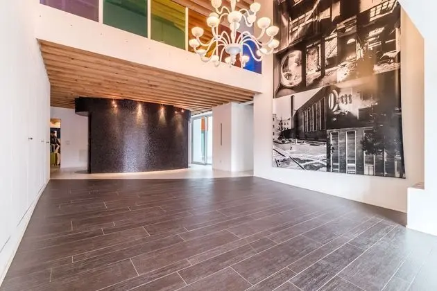 Mazzoni 10 Modern Flat