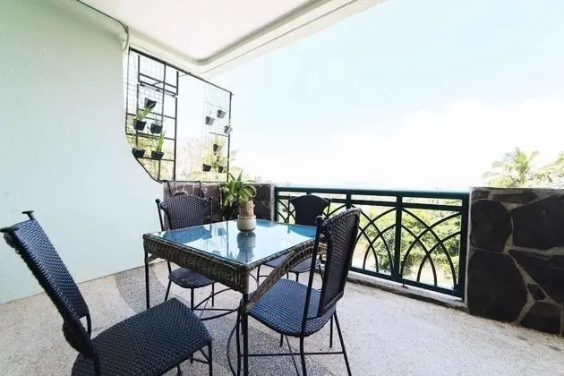 MC Mountain Home Apartelle - Oda Düzeni