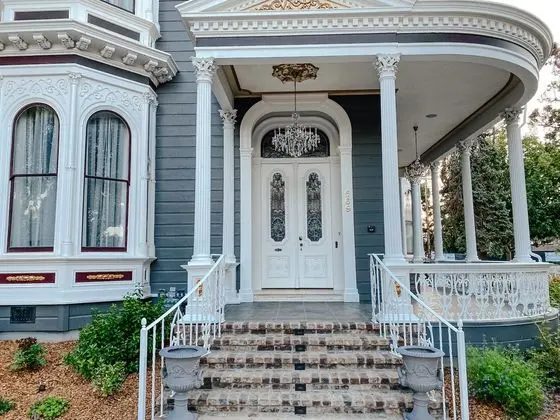 McClelland-Priest B&B Inn