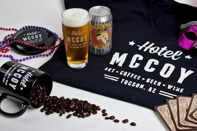 Hotel McCoy - Art, Coffee, Beer, Wine - Lobi