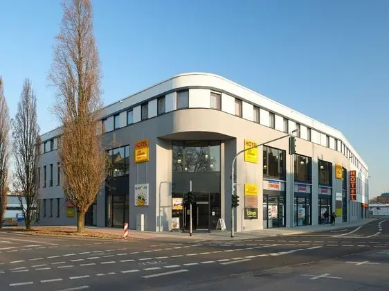 McDreams Hotel Mönchengladbach - Dış Mekan