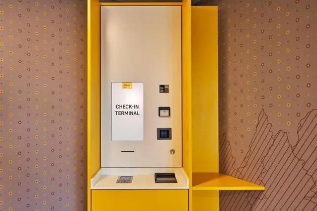 McDreams Hotel Mönchengladbach - İç Mekan