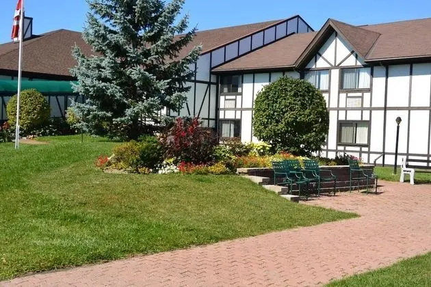 McIntosh Country Inn & Conference Centre in Canada - Dış Mekan