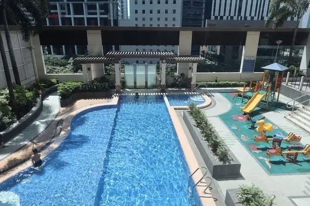 McKinley Park Residences