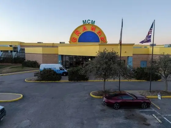 MCM Grande Hotel FunDome Odessa - Dış Mekan