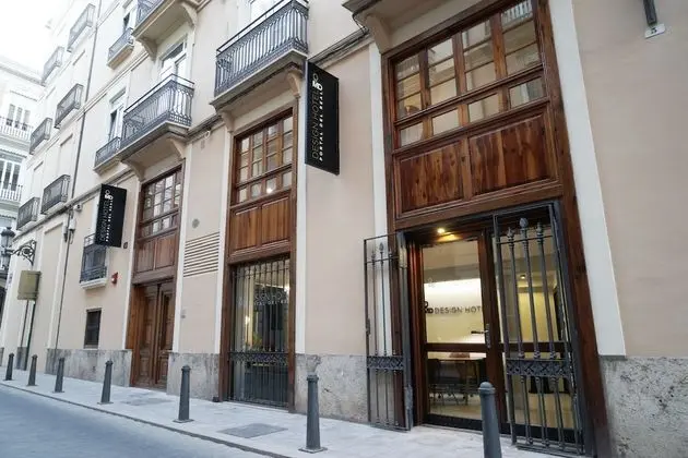 MD Design Hotel Portal del Real - Dış Mekan