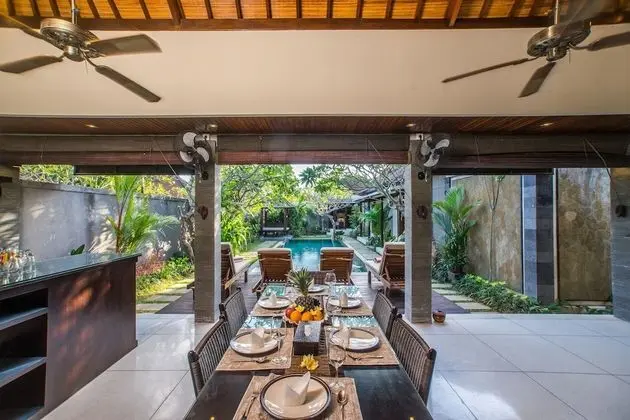 MD Villa Seminyak by Best Deals Asia Hospitality - Dış Mekan