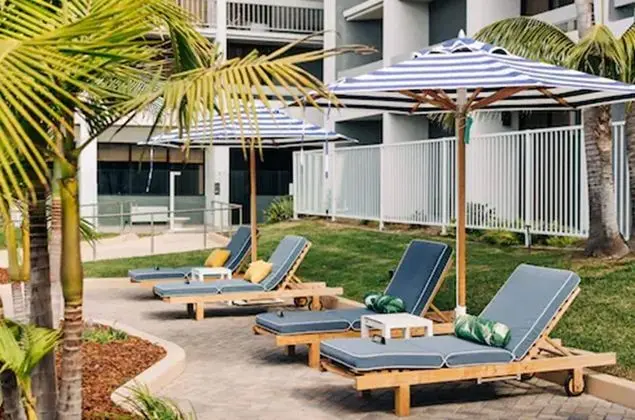 Hotel MdR Marina del Rey - a DoubleTree by Hilton - Havuz