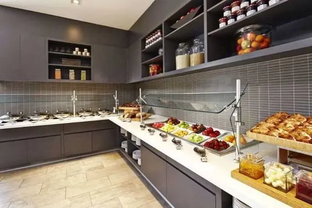 Hotel MdR Marina del Rey - a DoubleTree by Hilton - Yeme / İçme