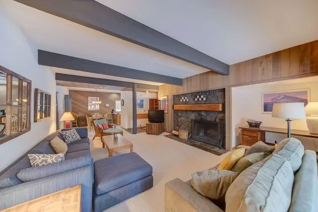 Meadow House #70 by Village Properties at Sunriver - Öne Çıkan Resim