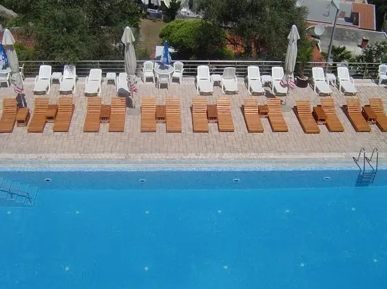 Mediteran Ulcinj - Havuz