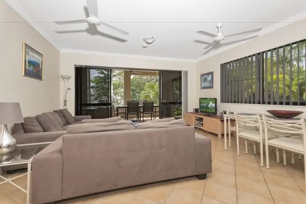 Mediterranean Apartments - Unit 4 - Oda Düzeni