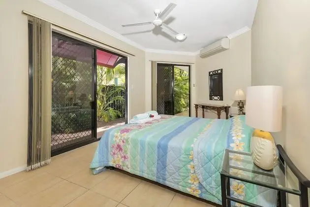 The Mediterranean Beachfront Groundfloor Apartment - Oda