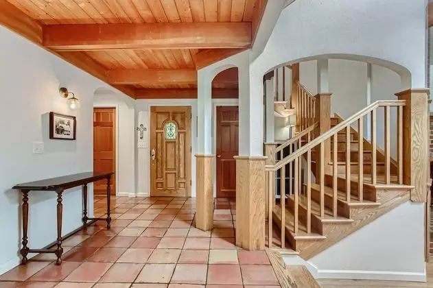 Mediterranean Home at Beavercreek - Lobi