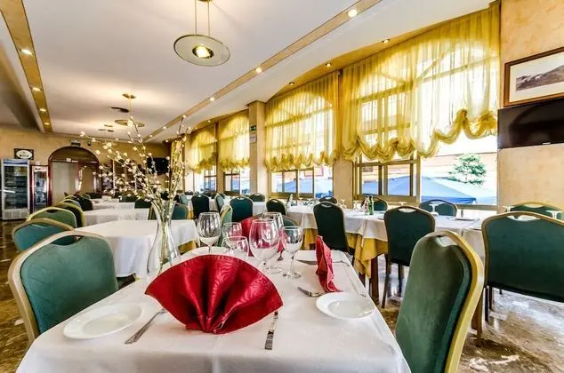 Hotel Mediterraneo - Yerinde Yemek