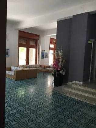 Hotel Mediterraneo - Lobi