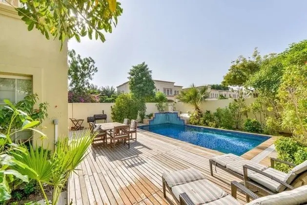 Medlock Villas