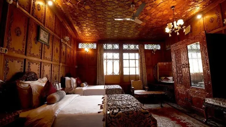 Meena Group houseboats - Oda