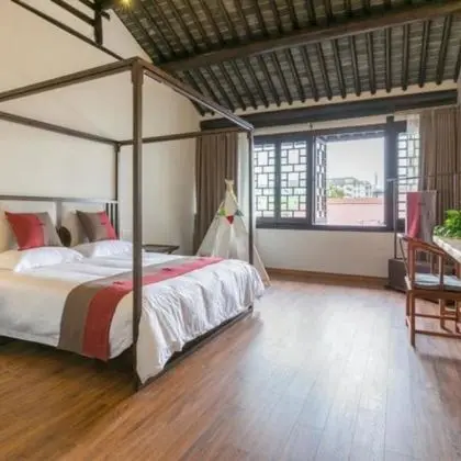 Meet LaVilla House Disney Airport Branch - Oda