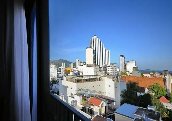 Mega Light Hotel