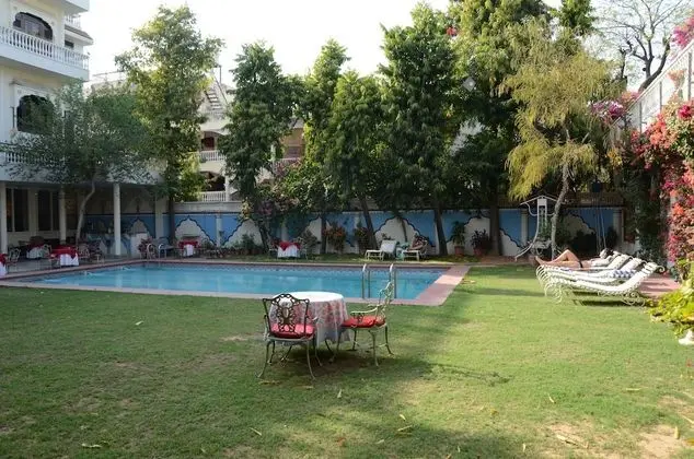 Hotel Megh Niwas