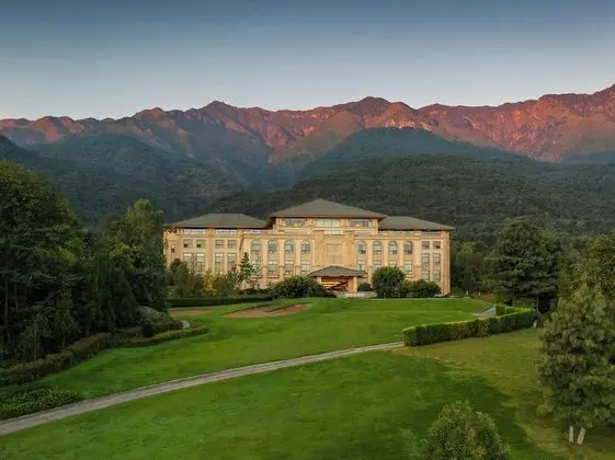 Meili Xiangyue Canghai Golf Hotel