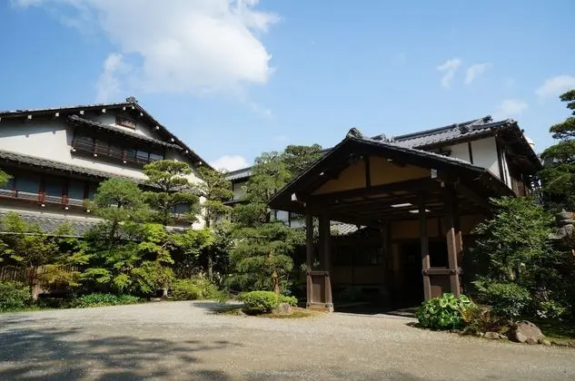 Meisho Sansuien - Yuda Onsen -