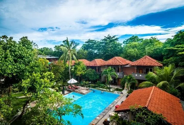 Melasti Kuta Bungalows & Spa - Havuz