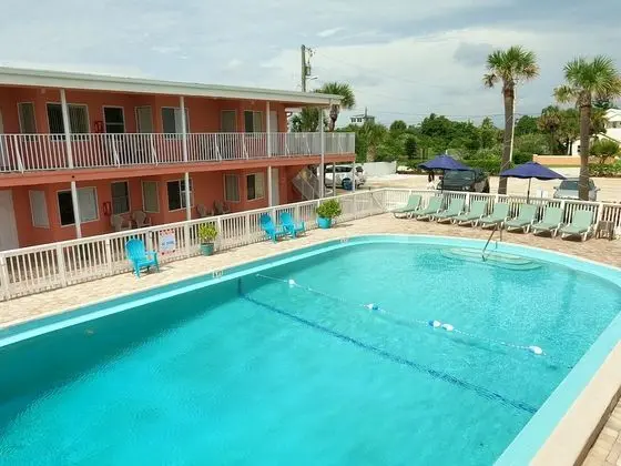 Melbourne Beach Resort - Havuz