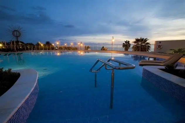 Melia Madeira Mare - Havuz