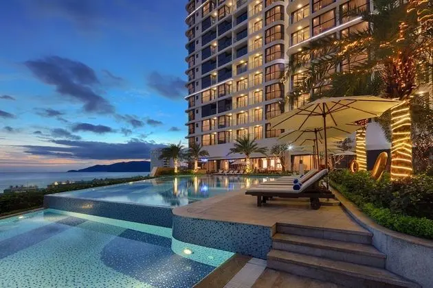 Melia Vinpearl Nha Trang Empire