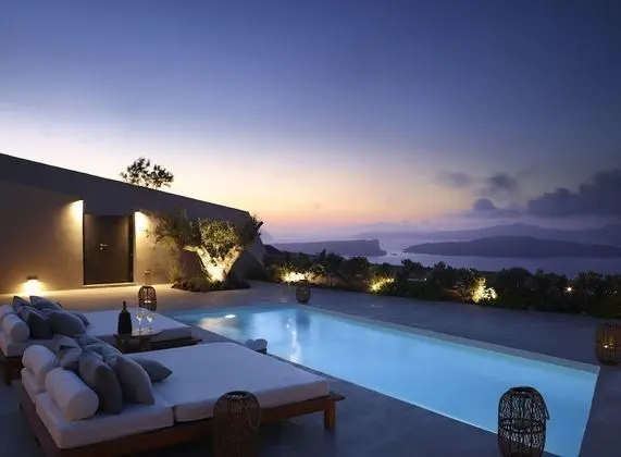 Melidonia Suites