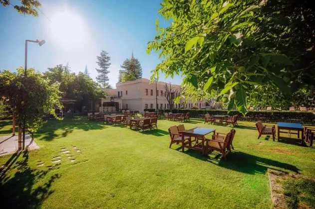 Melis Cave Hotel