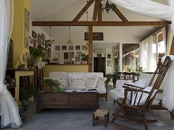 Meliti Guesthouse - Lobi