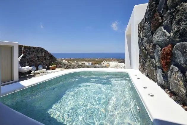 Mellow Luxury Cave - Öne Çıkan Resim
