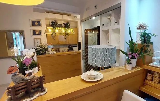 Melody Sorrento Suites - Lobi
