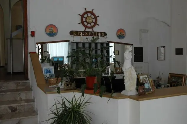 Meltemi - Lobi