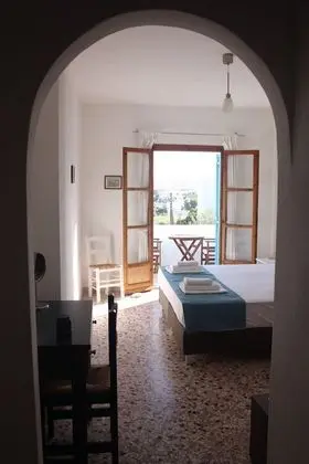 Meltemi Studios and Apartments - İç Mekan