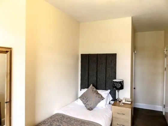 Membly Hall Hotel - Oda