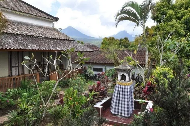 Meme Surung Homestay