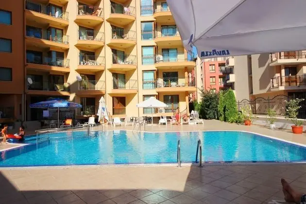 Menada Amadeusz 1 Apartments - Havuz