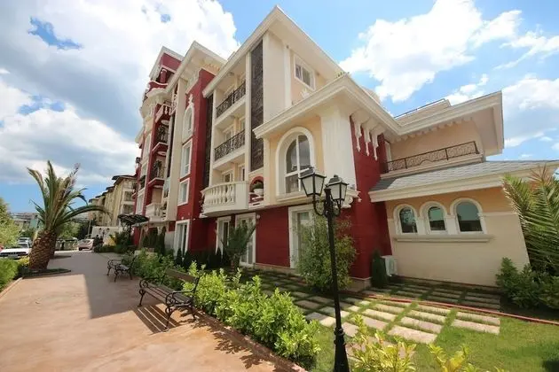 Menada Apartments in Messembria Resort - Dış Mekan