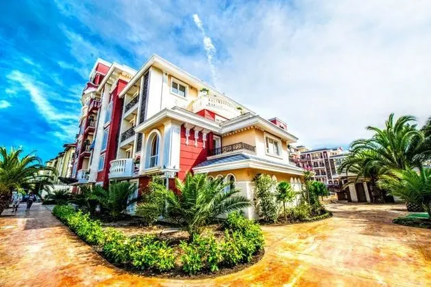 Menada Apartments in Messembria Resort - Dış Mekan